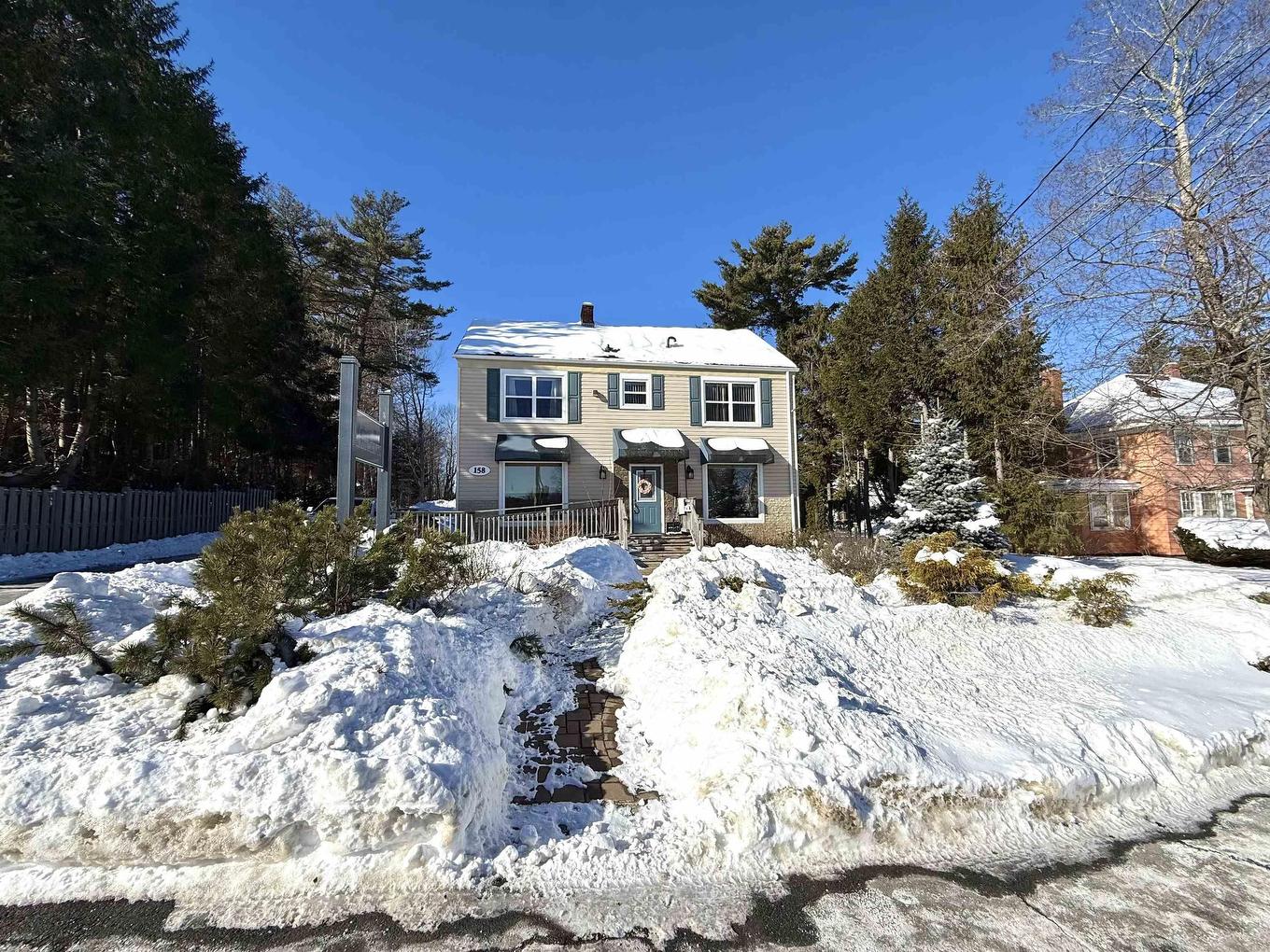 158 Dufferin Street, Bridgewater, NS