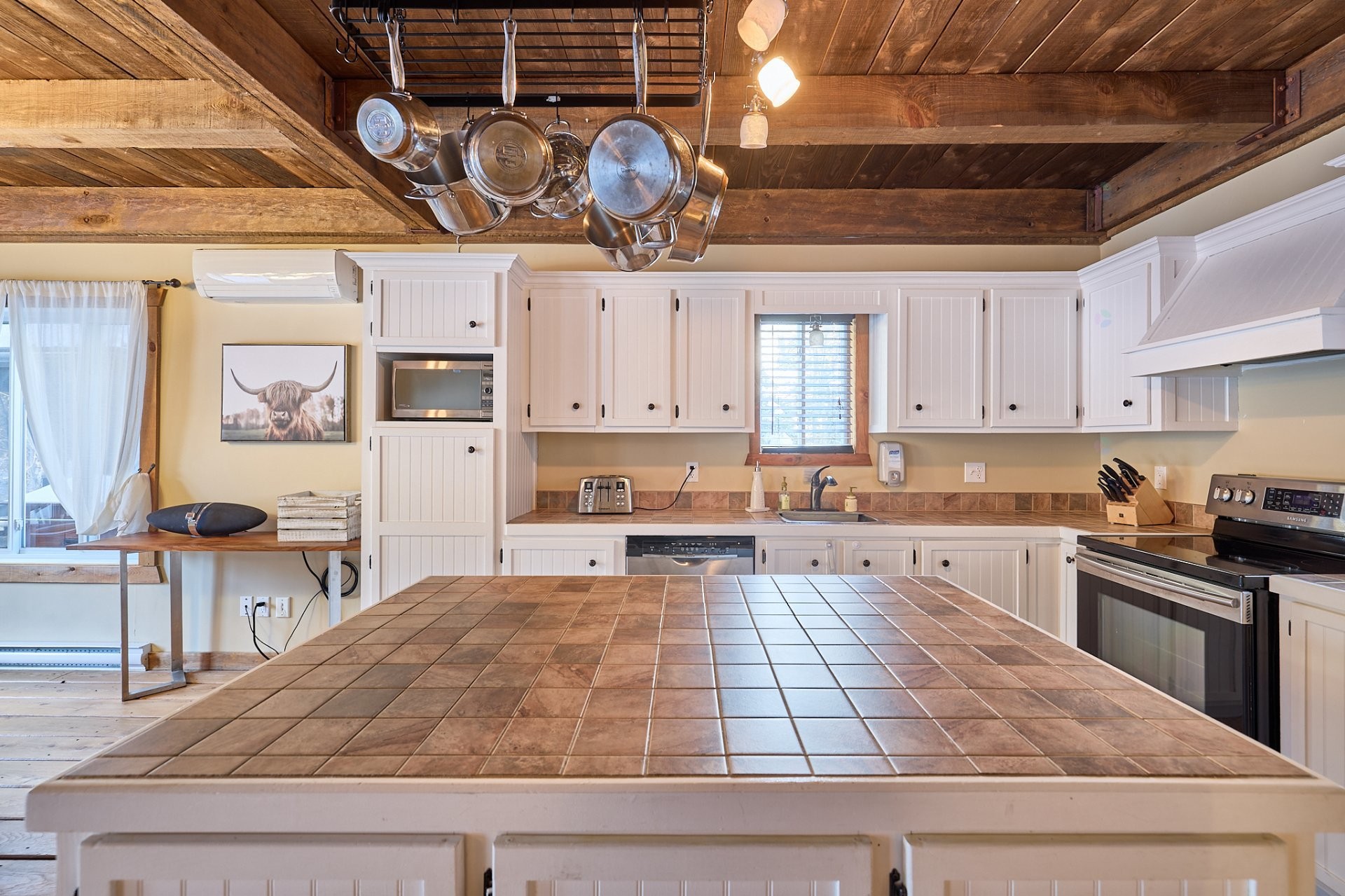 Kitchen - 51 Ch. Solange, Saint-Donat, QC - Indoor Photo Showing Kitchen