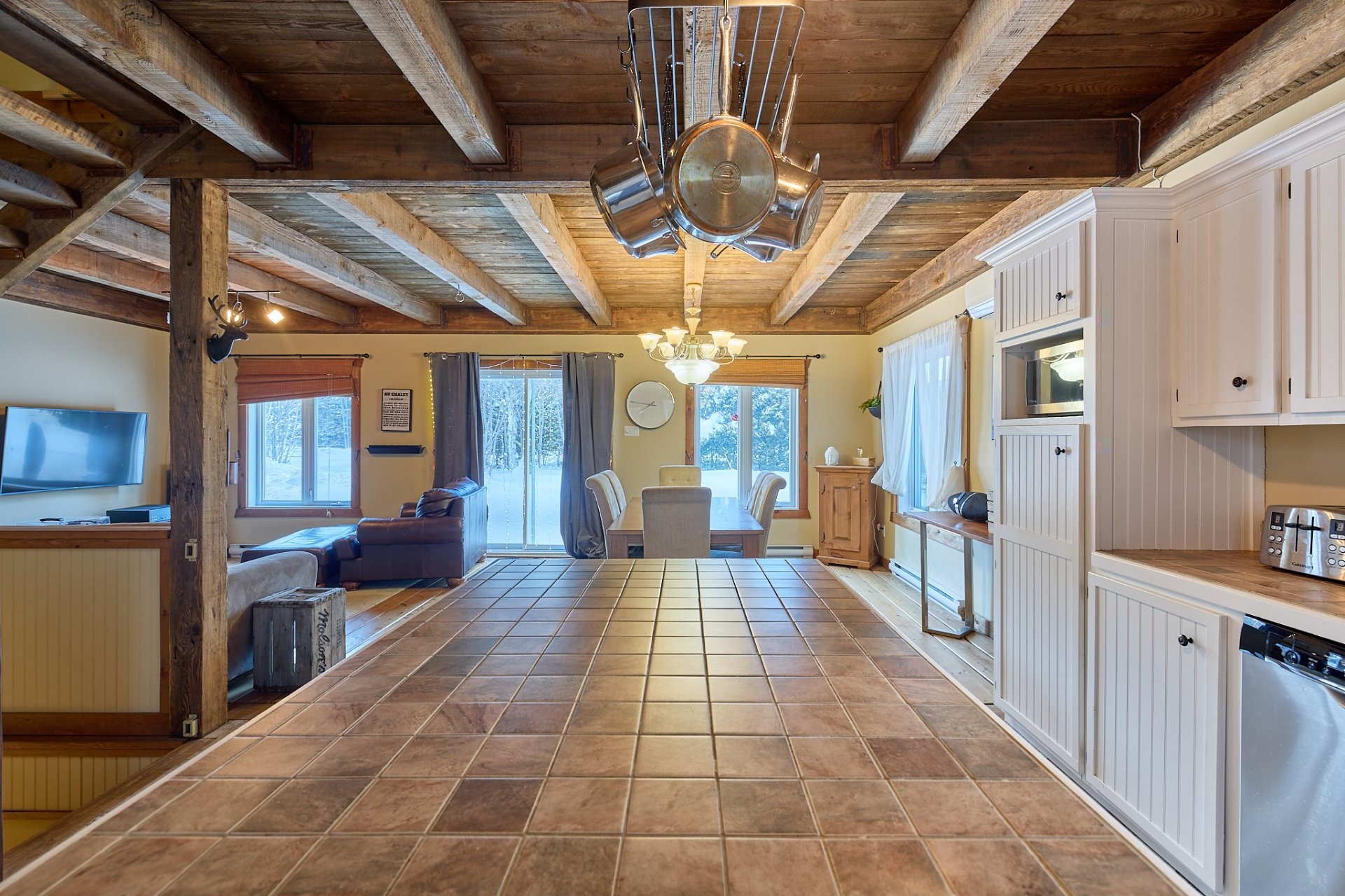 Kitchen - 51 Ch. Solange, Saint-Donat, QC - Indoor