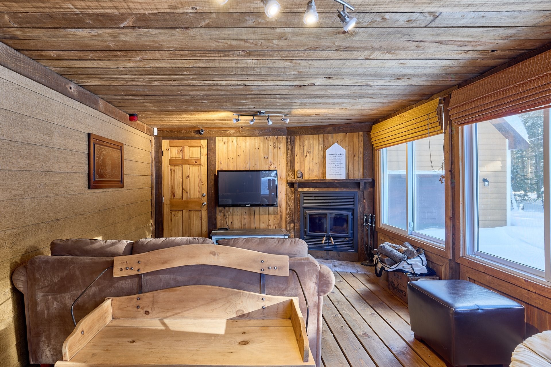 Living Room - 51 Ch. Solange, Saint-Donat, QC - Indoor Photo Showing Other Room With Fireplace