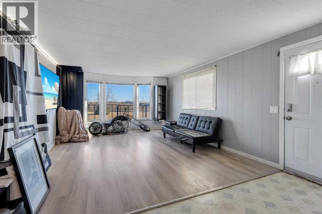 101 Huntstrom Drive Ne, Calgary, AB - Indoor