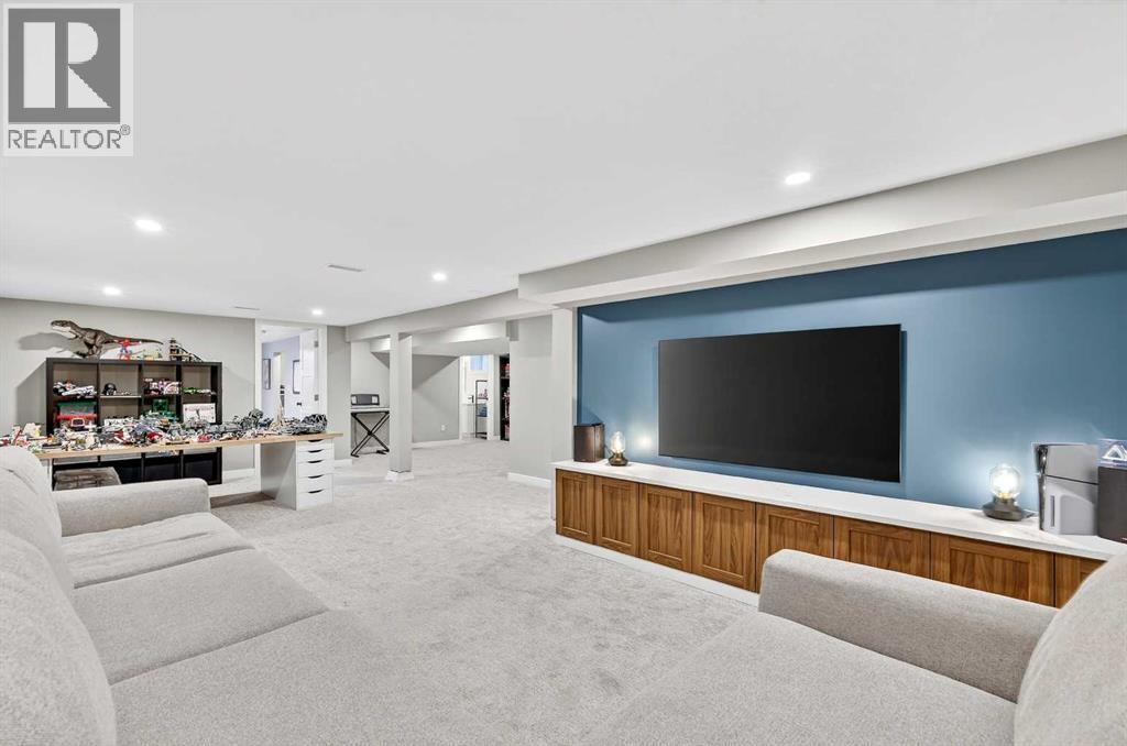 3231 25 Street Sw, Calgary, AB - Indoor