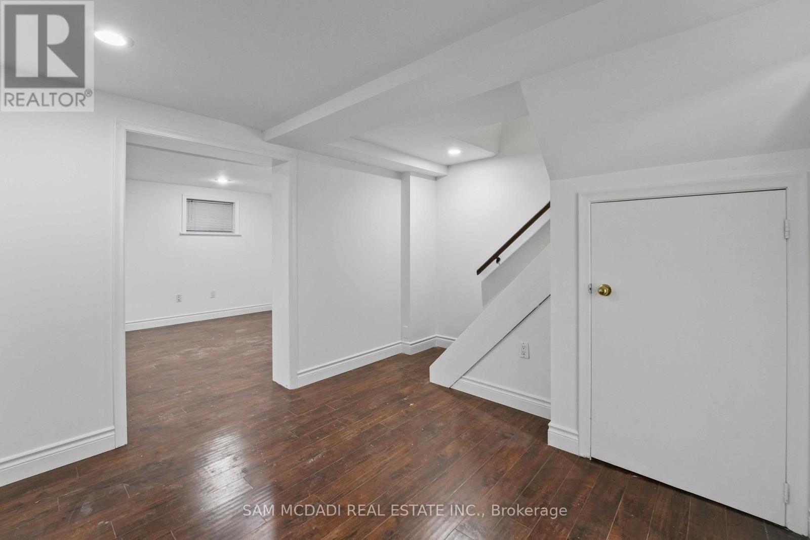 1302 Martley Drive, Mississauga, ON - Indoor Photo Showing Other Room