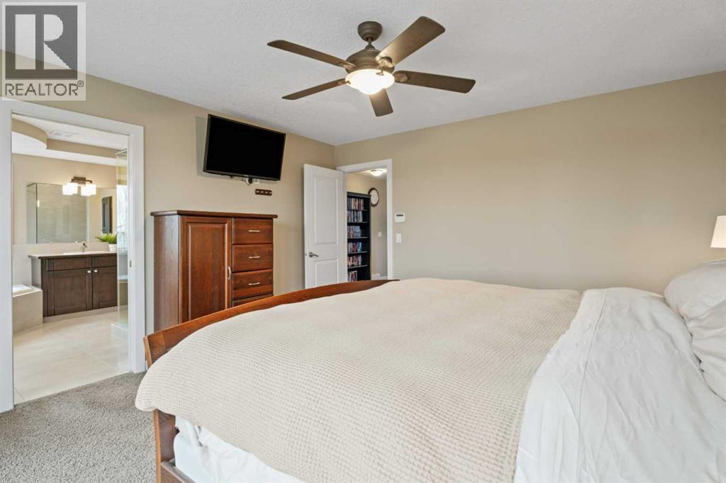 Ensuite off the primary - 199 Cranarch Landing Se, Calgary, AB - Indoor Photo Showing Bedroom