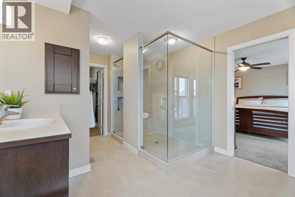 Double doored shower...so cool - 199 Cranarch Landing Se, Calgary, AB - Indoor Photo Showing Bathroom