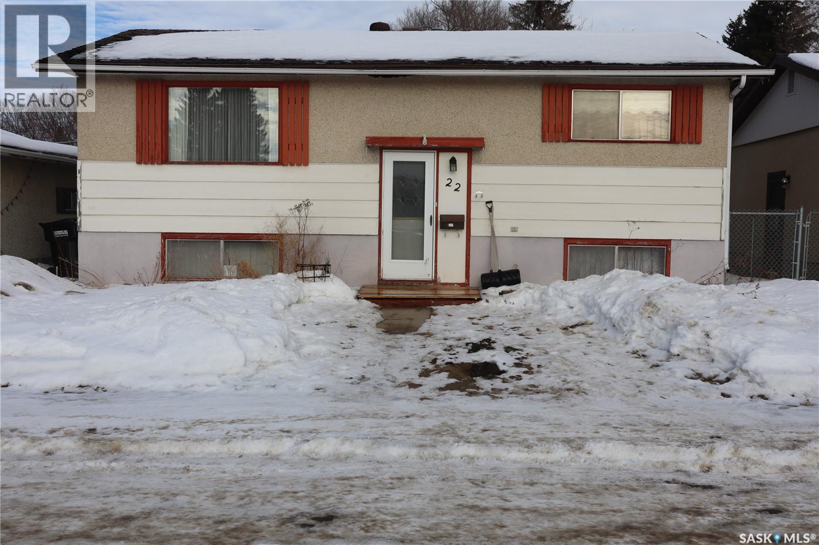 22 Ramsay Court, Saskatoon, SK - Outdoor