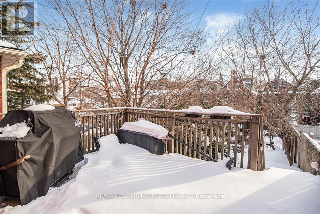 319 Hunter Street W, Hamilton, ON - Outdoor