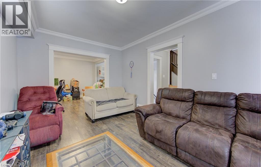 Unit 1 - 61 Waterloo Street, Kitchener, ON - Indoor Photo Showing Living Room