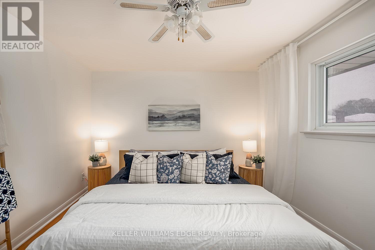 765 Wesley Street, Burlington, ON - Indoor Photo Showing Bedroom