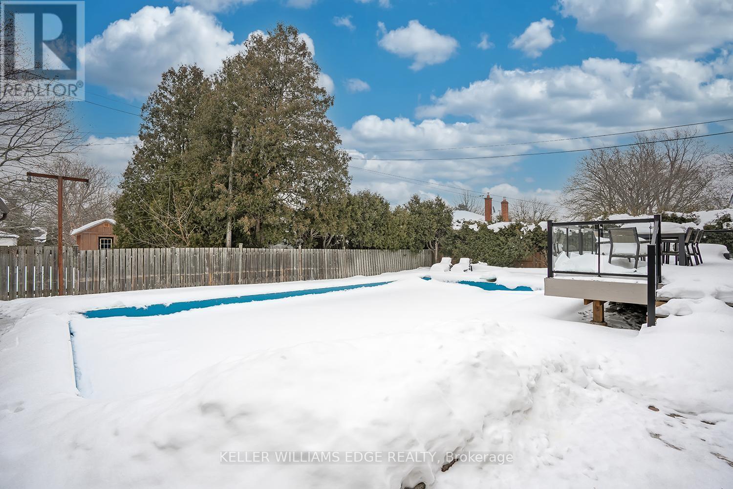 765 Wesley Street, Burlington, ON - Outdoor