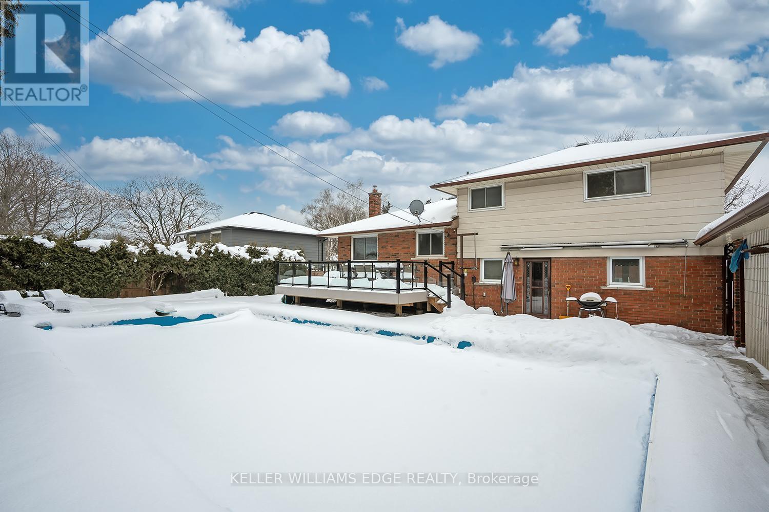 765 Wesley Street, Burlington, ON - Outdoor