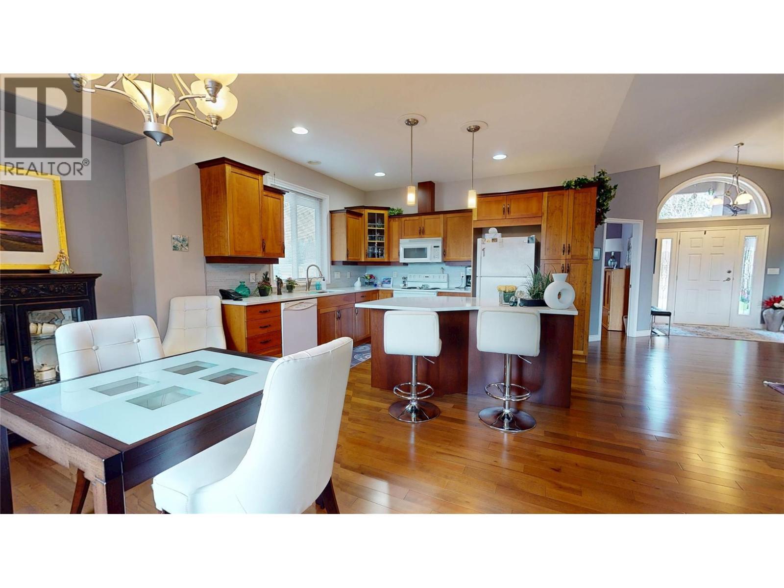 2523 Golf View Crescent, Blind Bay, BC - Indoor