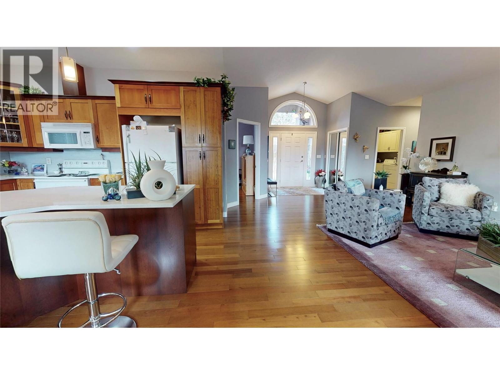 2523 Golf View Crescent, Blind Bay, BC - Indoor