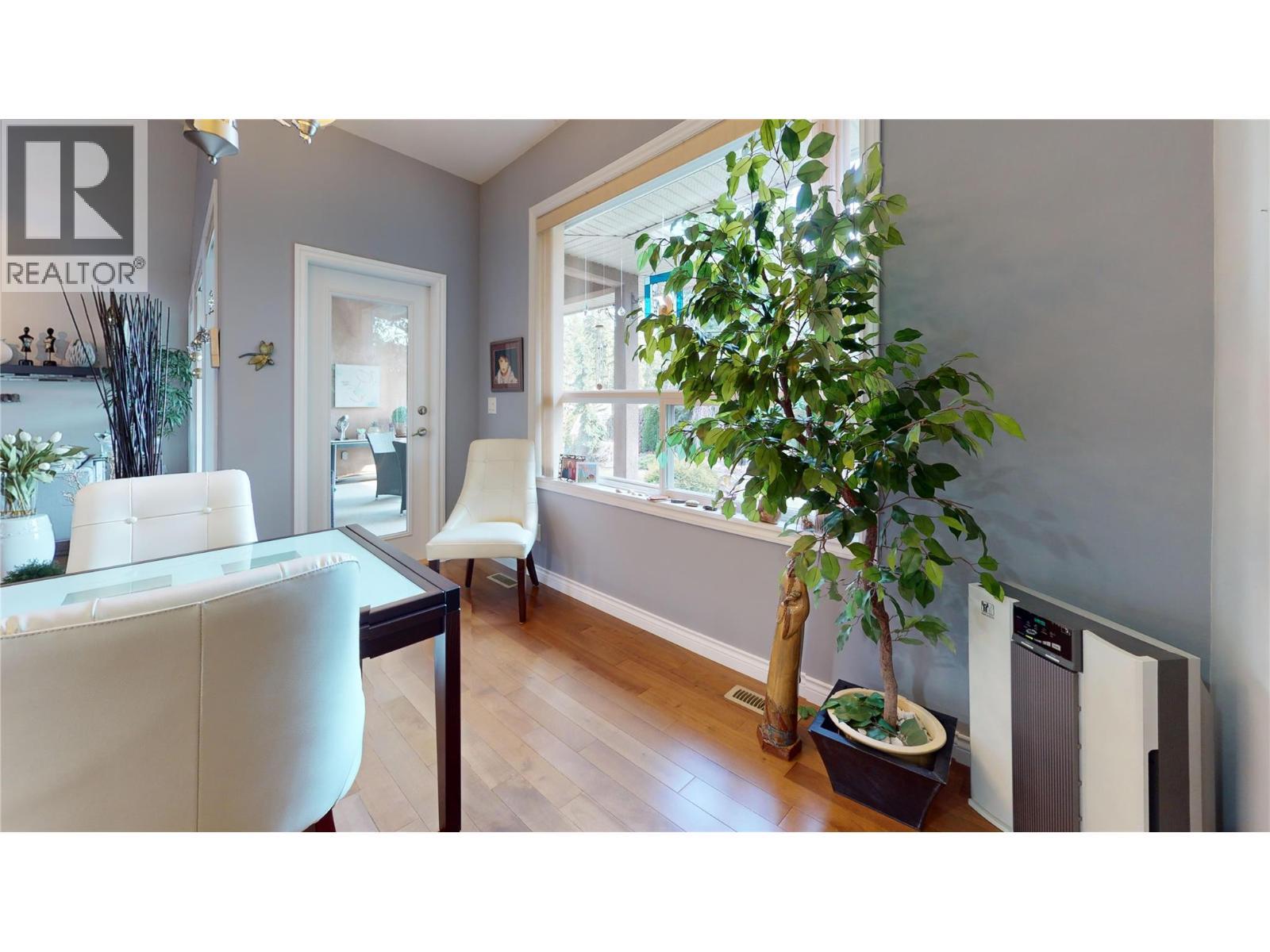 2523 Golf View Crescent, Blind Bay, BC - Indoor