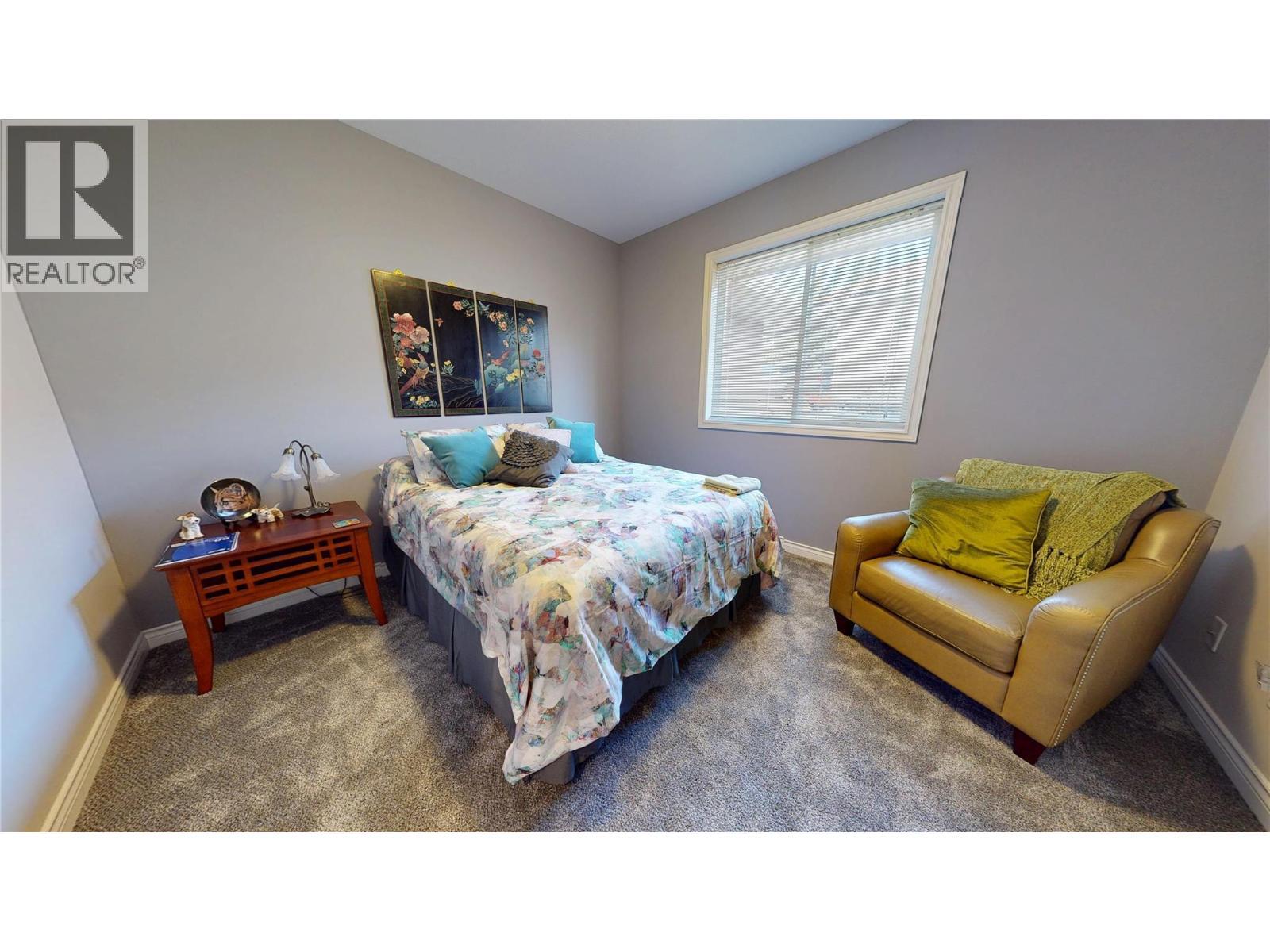 2523 Golf View Crescent, Blind Bay, BC - Indoor Photo Showing Bedroom