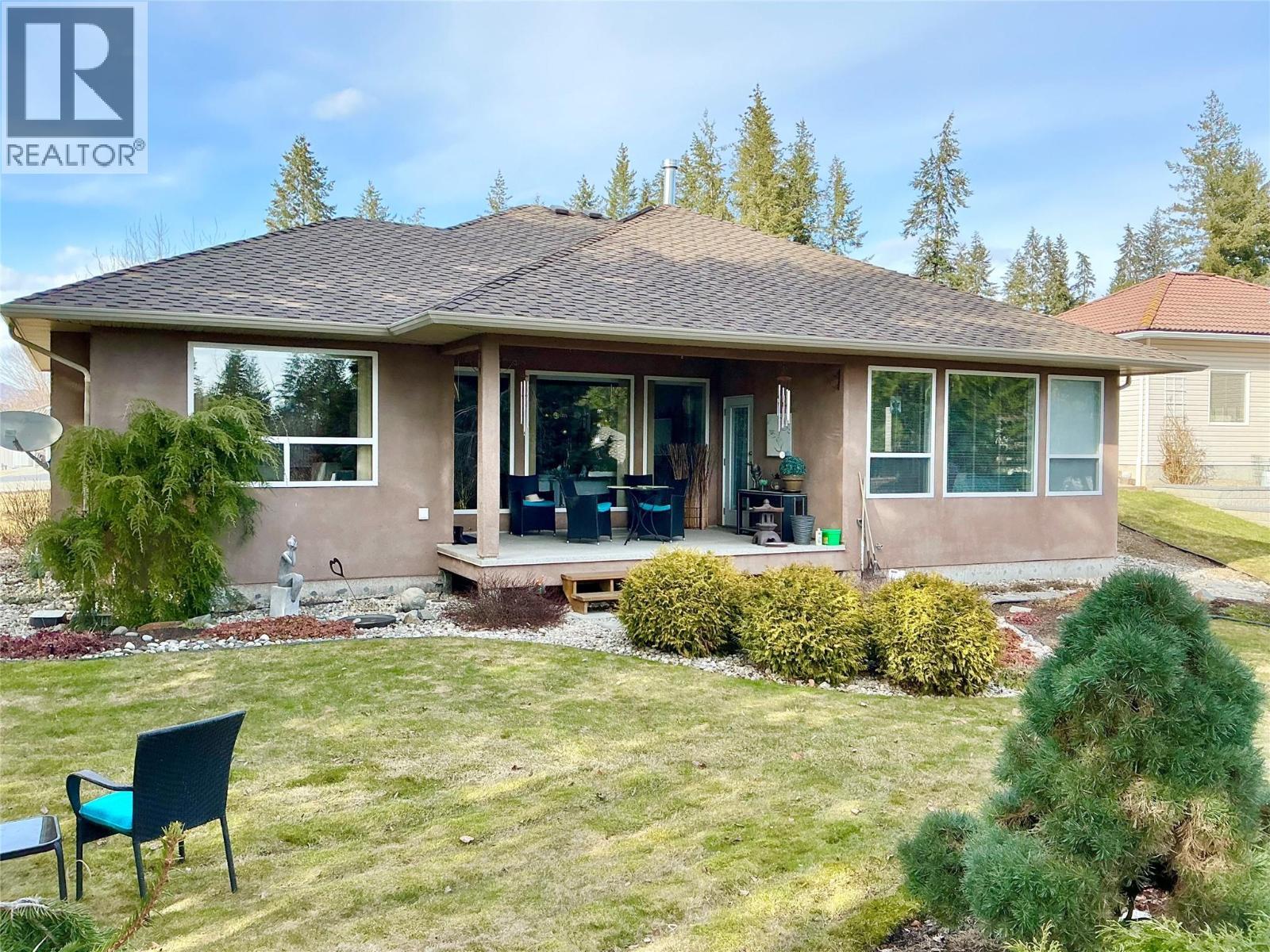 2523 Golf View Crescent, Blind Bay, BC - Outdoor With Deck Patio Veranda