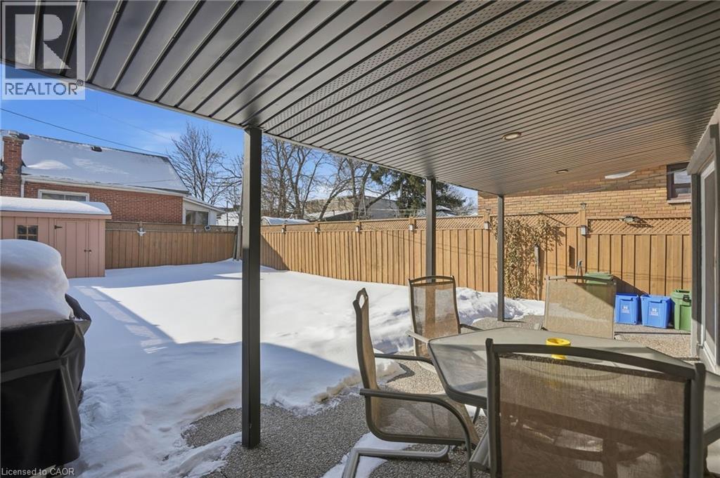 746 Roxborough Avenue, Hamilton, ON - Outdoor With Deck Patio Veranda With Exterior