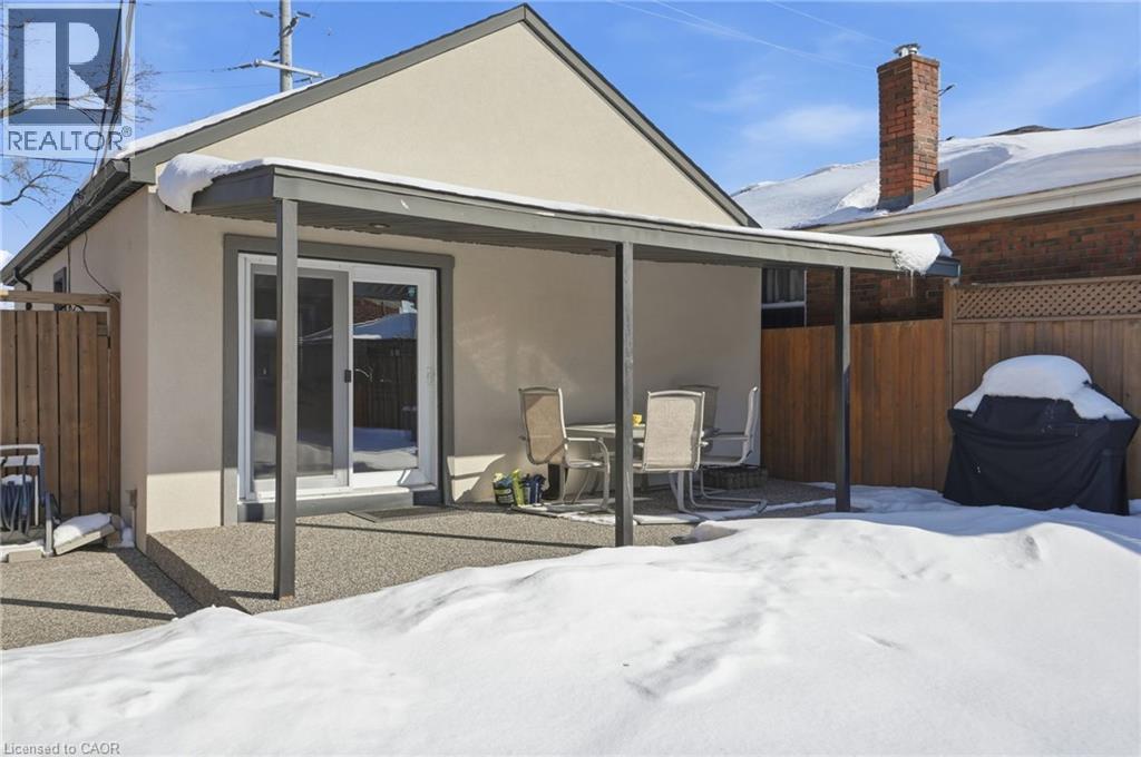 746 Roxborough Avenue, Hamilton, ON - Outdoor