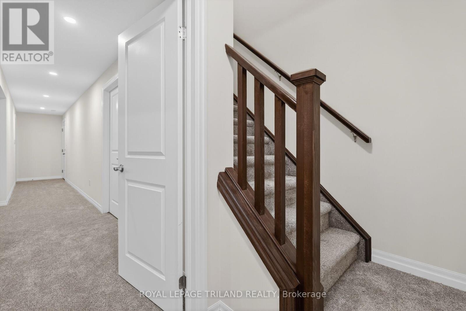 64 Ambrosia Path, St. Thomas, ON - Indoor Photo Showing Other Room