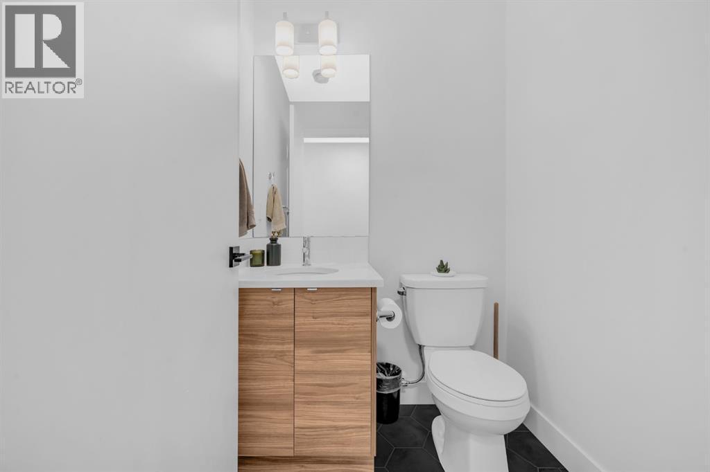 4397 Seton Drive Se, Calgary, AB - Indoor Photo Showing Bathroom