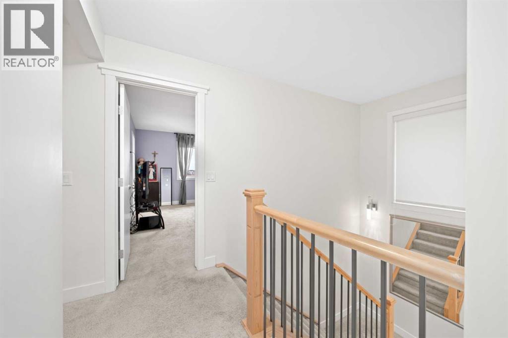 115 Mahogany Way Se, Calgary, AB - Indoor Photo Showing Other Room