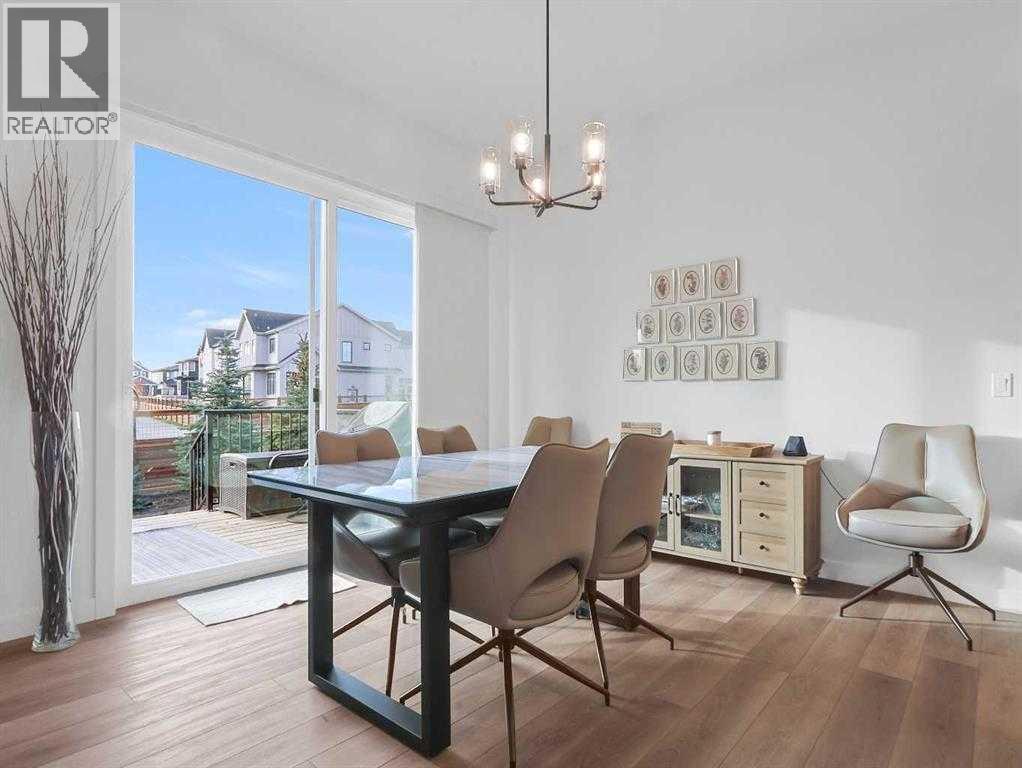 110 Sunstone Way, Balzac, AB - Indoor Photo Showing Dining Room