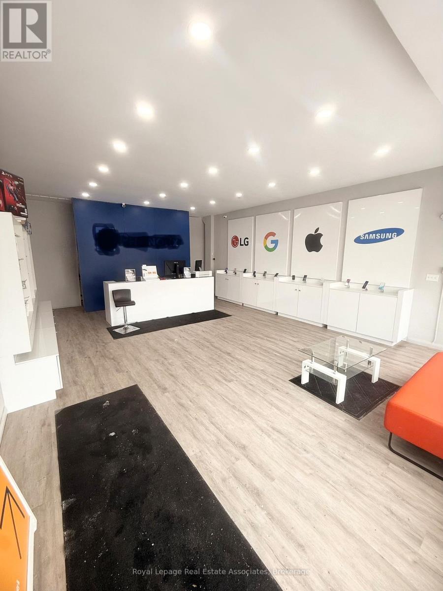 237 Lakeshore Road E, Mississauga, ON