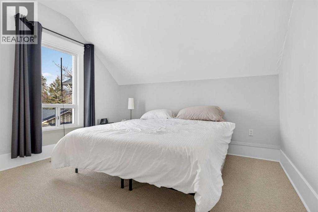 Primary Bedroom - 414 12 Avenue Nw, Calgary, AB - Indoor Photo Showing Bedroom