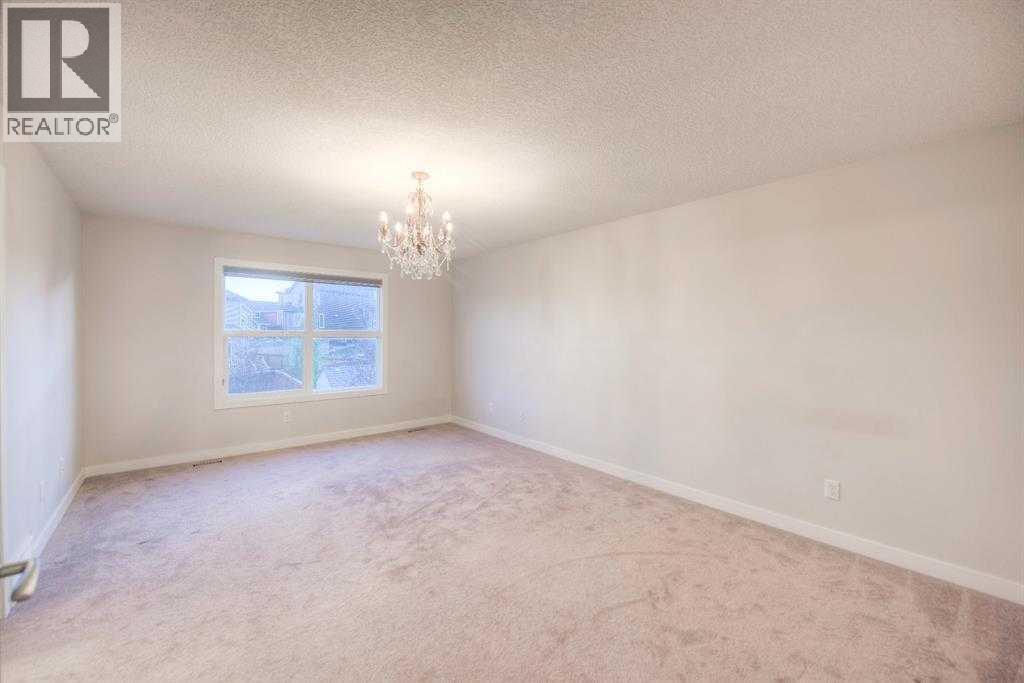 53 Sherwood Square Nw, Calgary, AB - Indoor Photo Showing Other Room