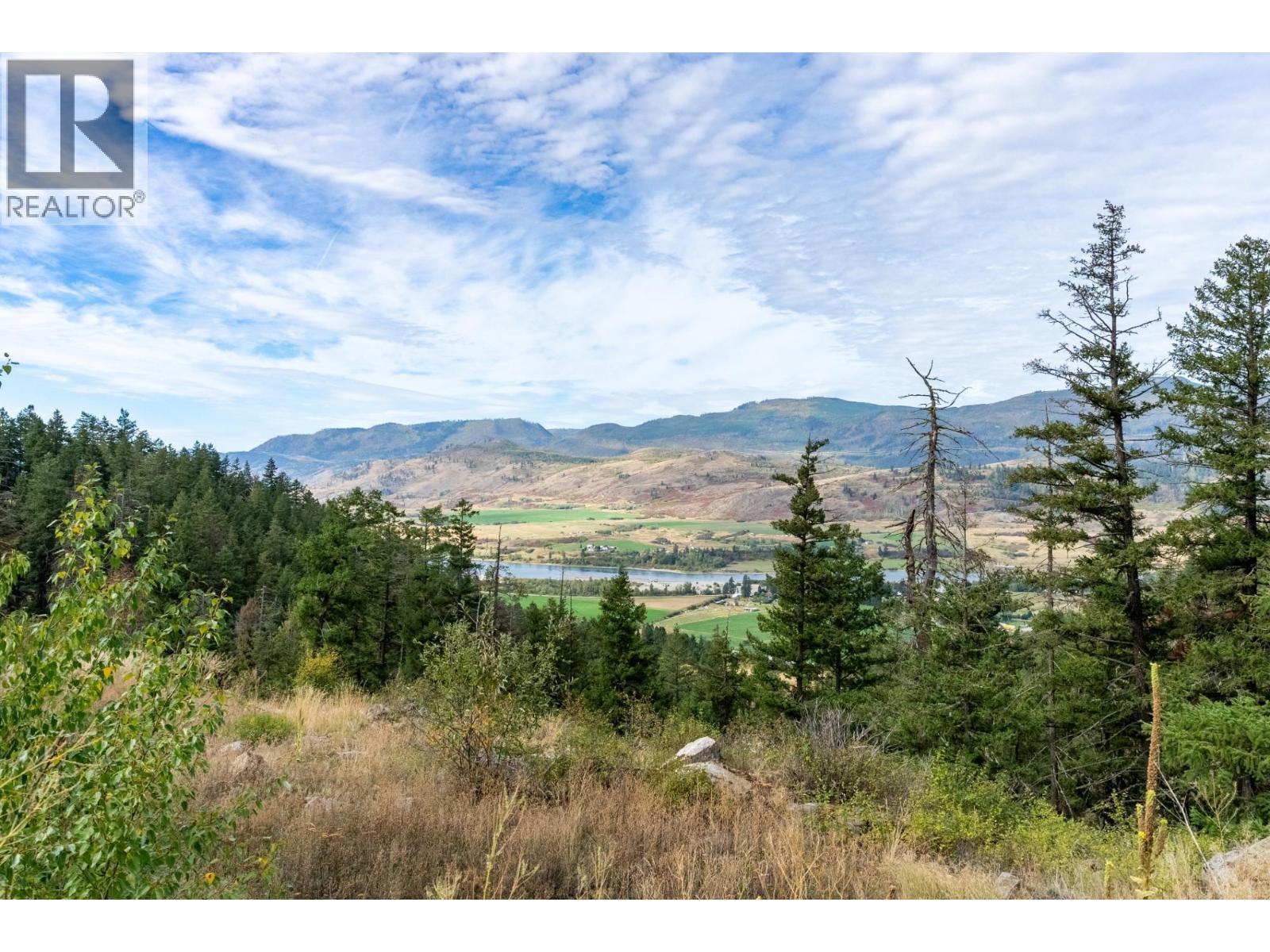 7 Riverwind Drive, Chase, BC