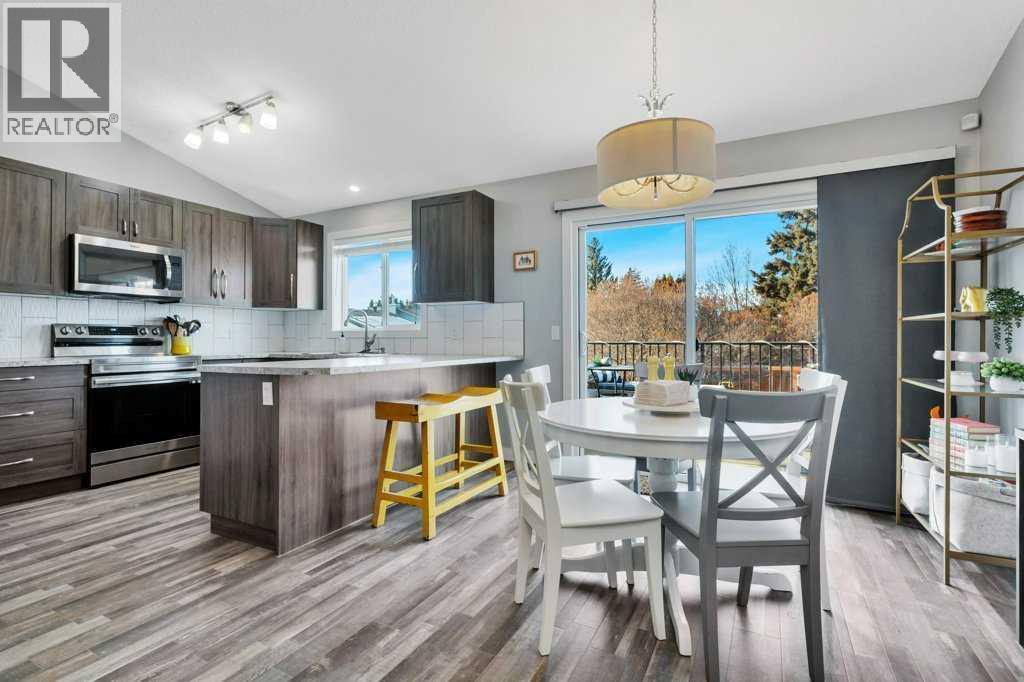 12 Rutherford Drive, Red Deer, AB - Indoor