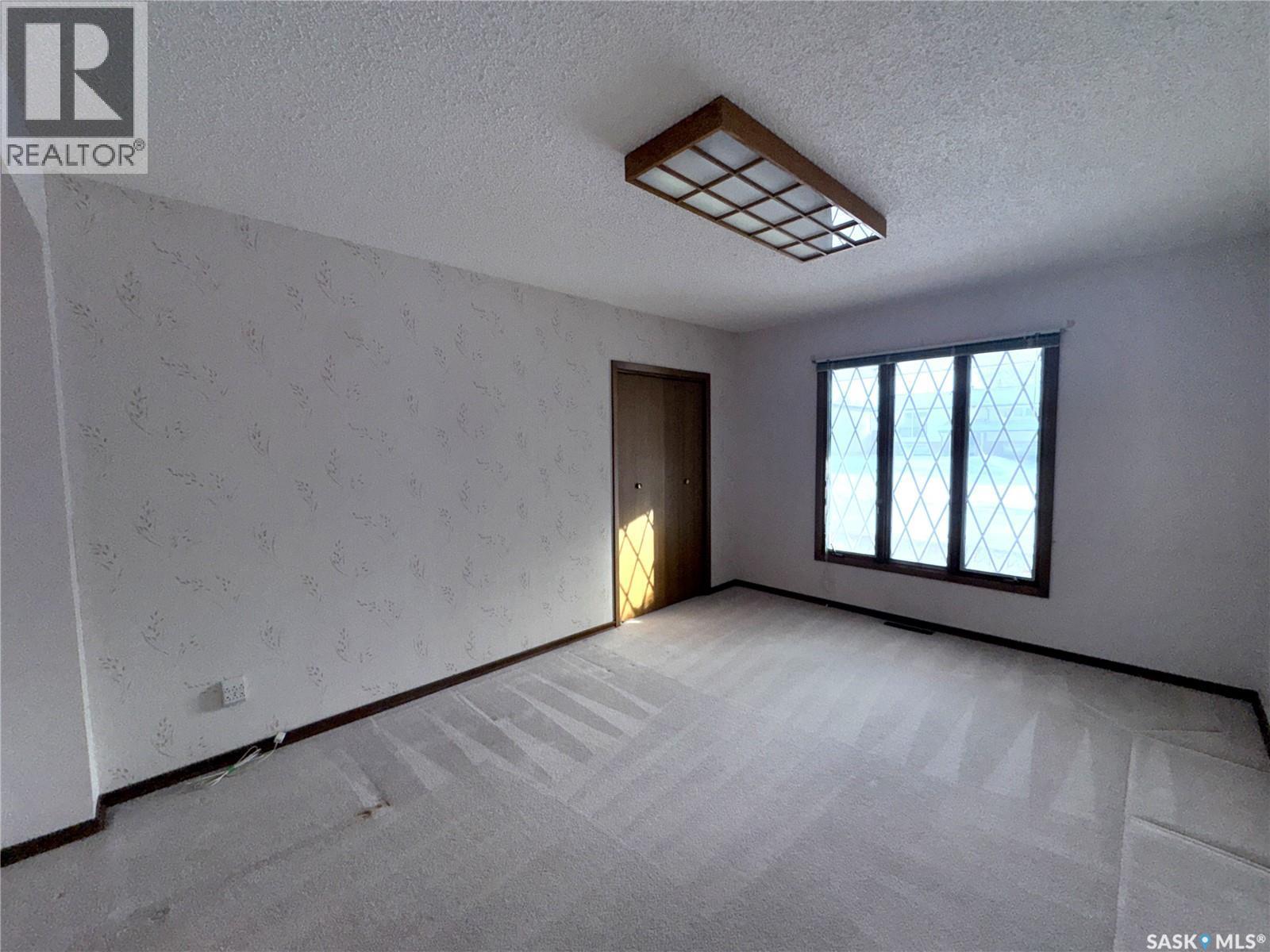 503 7Th Avenue W, Biggar, SK - Indoor Photo Showing Other Room