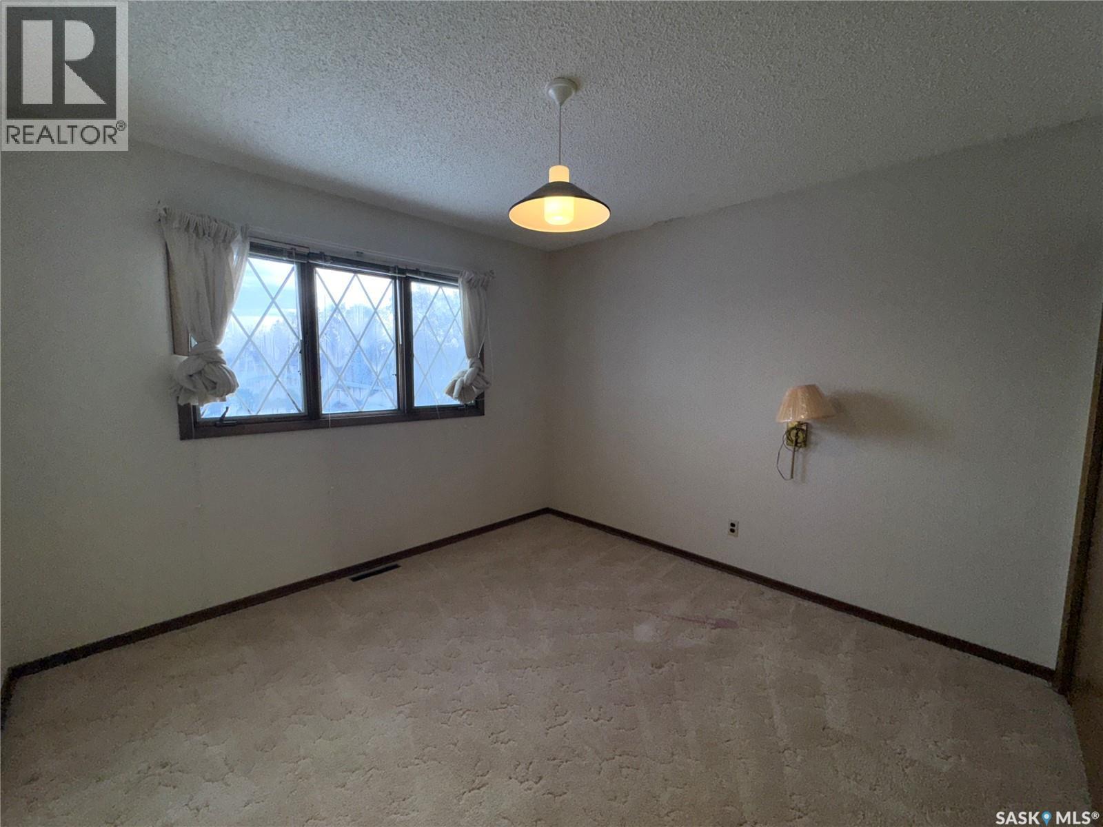 503 7Th Avenue W, Biggar, SK - Indoor Photo Showing Other Room