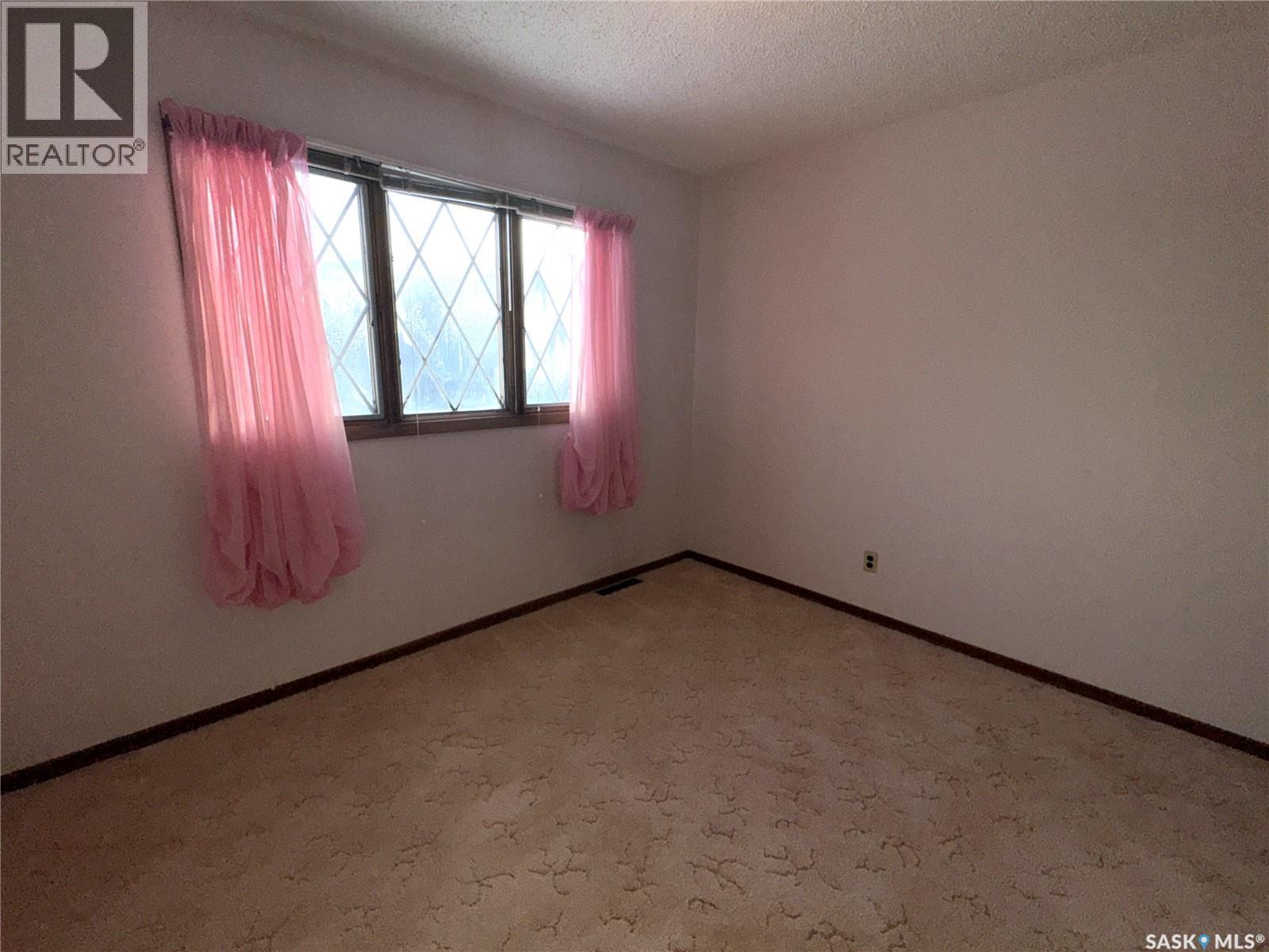 503 7Th Avenue W, Biggar, SK - Indoor Photo Showing Other Room