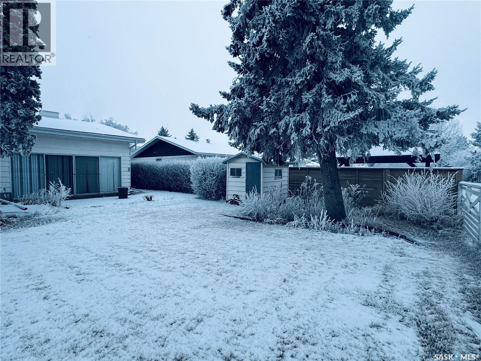 503 7Th Avenue W, Biggar, SK - Outdoor