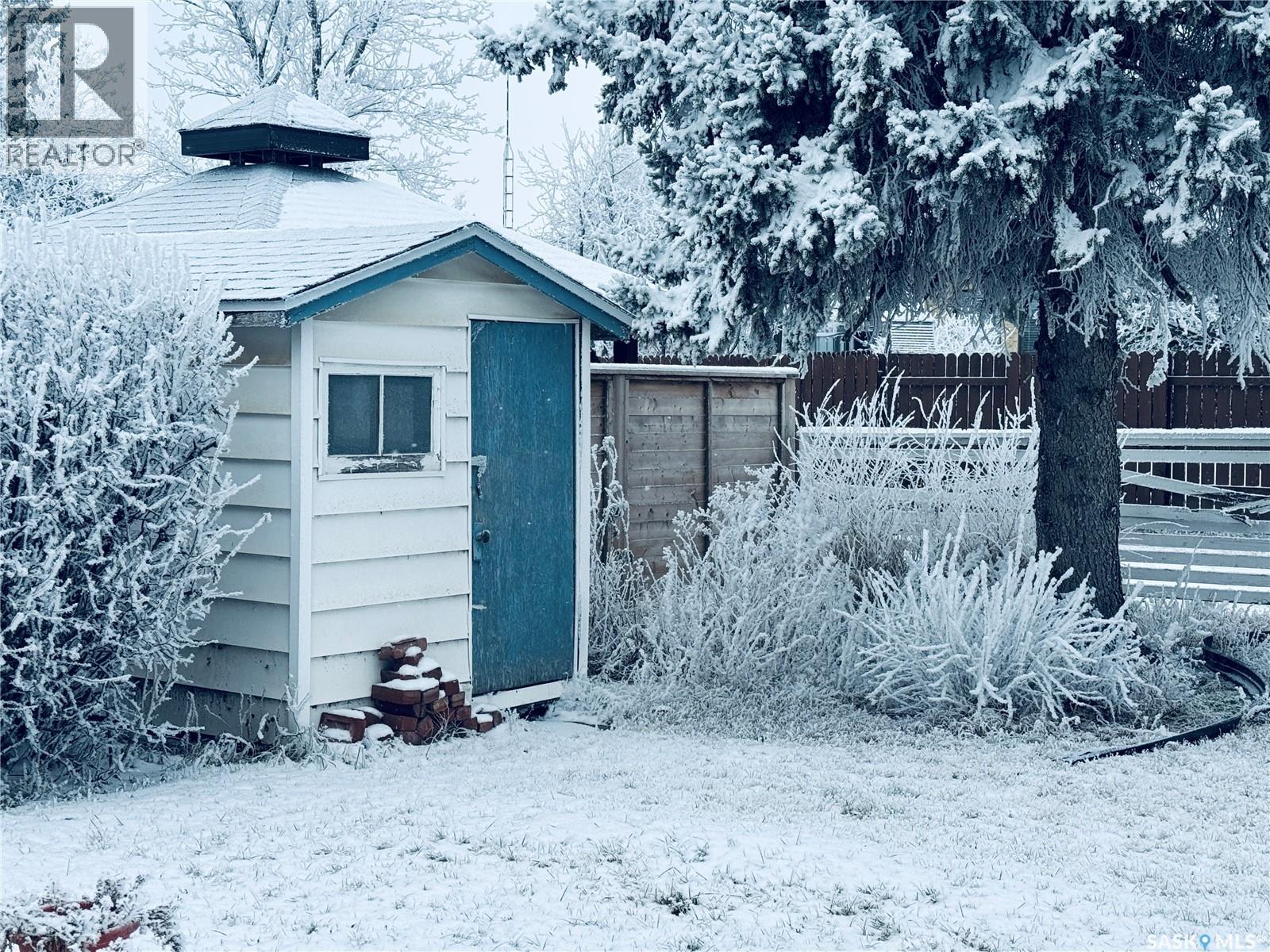 503 7Th Avenue W, Biggar, SK - Outdoor