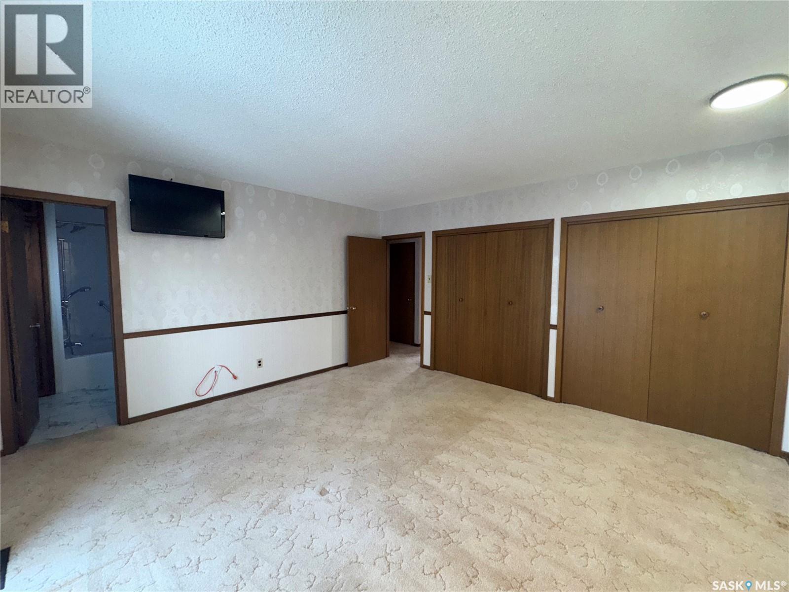 503 7Th Avenue W, Biggar, SK - Indoor