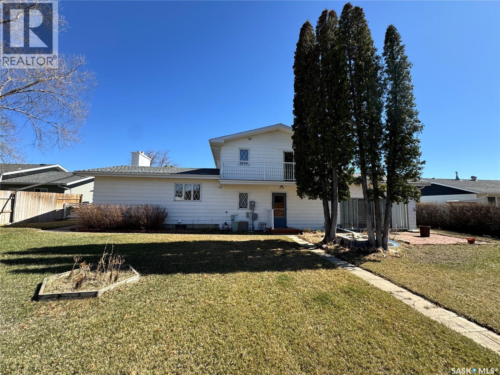 503 7Th Avenue W, Biggar, SK - Outdoor