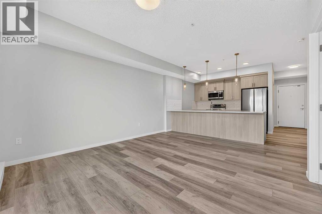 1410, 33 Carringham Gate Nw, Calgary, AB - Indoor Photo Showing Kitchen
