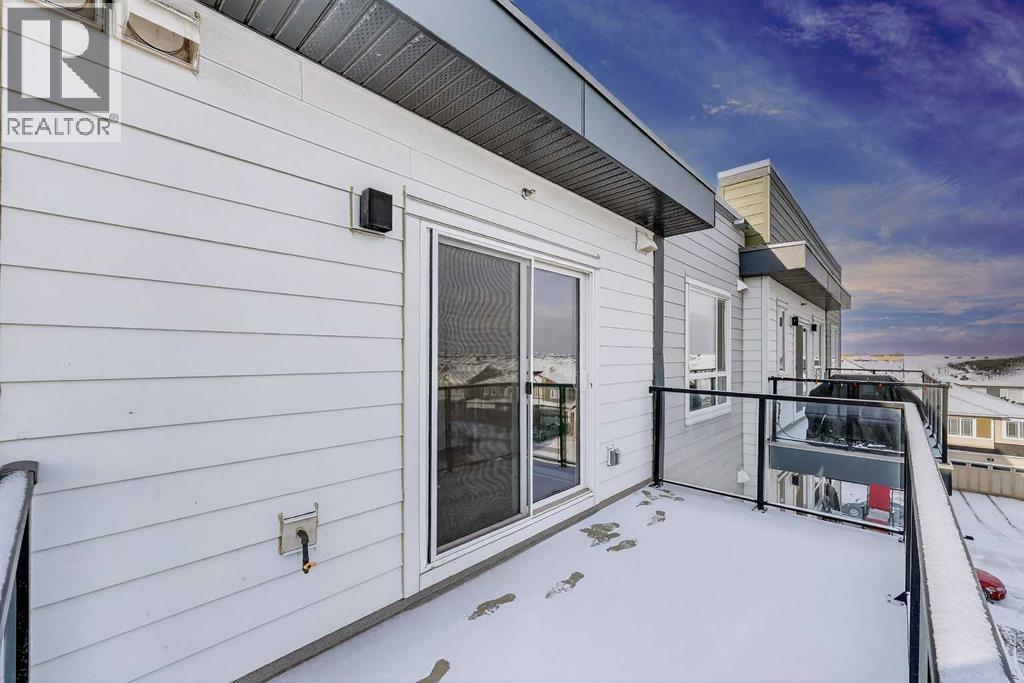 1410, 33 Carringham Gate Nw, Calgary, AB - Outdoor With Balcony With Exterior