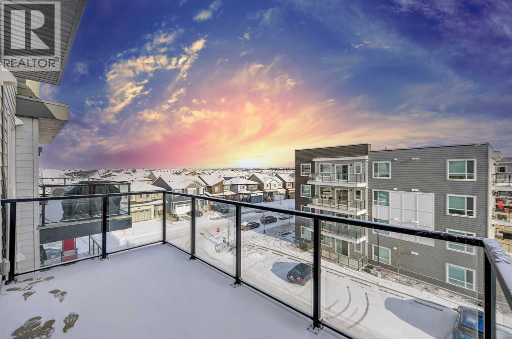 1410, 33 Carringham Gate Nw, Calgary, AB - Outdoor With Balcony