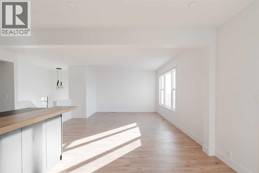 113 Bird Crescent, Fort Mcmurray, AB - Indoor Photo Showing Other Room