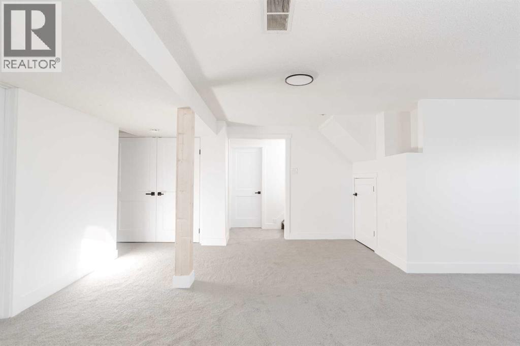 113 Bird Crescent, Fort Mcmurray, AB - Indoor Photo Showing Other Room