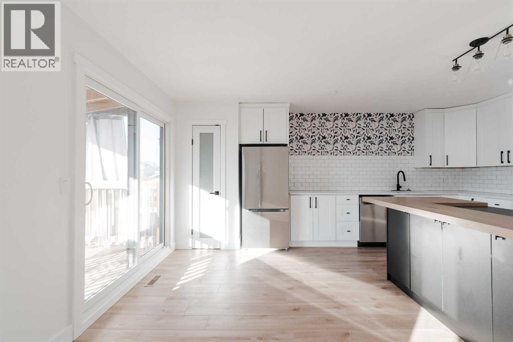 113 Bird Crescent, Fort Mcmurray, AB - Indoor Photo Showing Kitchen