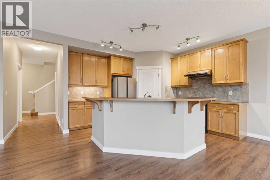 327 Panamount Point Nw, Calgary, AB - Indoor Photo Showing Kitchen