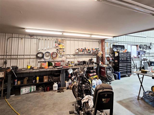 30110 31E Rd, Hanover Rm, MB