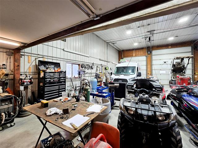 30110 31E Rd, Hanover Rm, MB