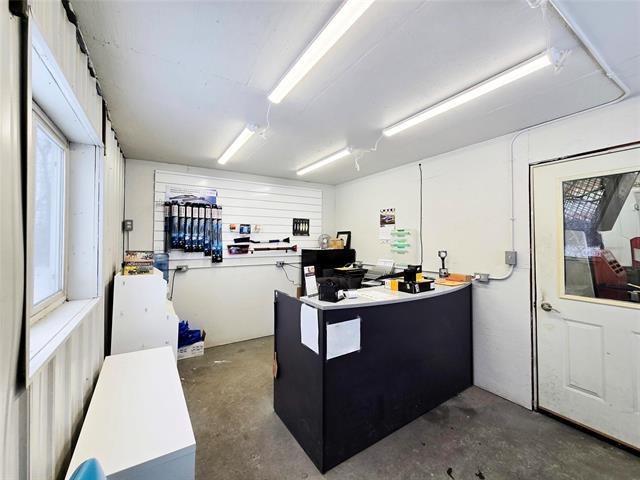 30110 31E Rd, Hanover Rm, MB