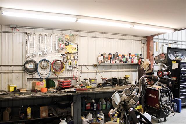 30110 31E Rd, Hanover Rm, MB