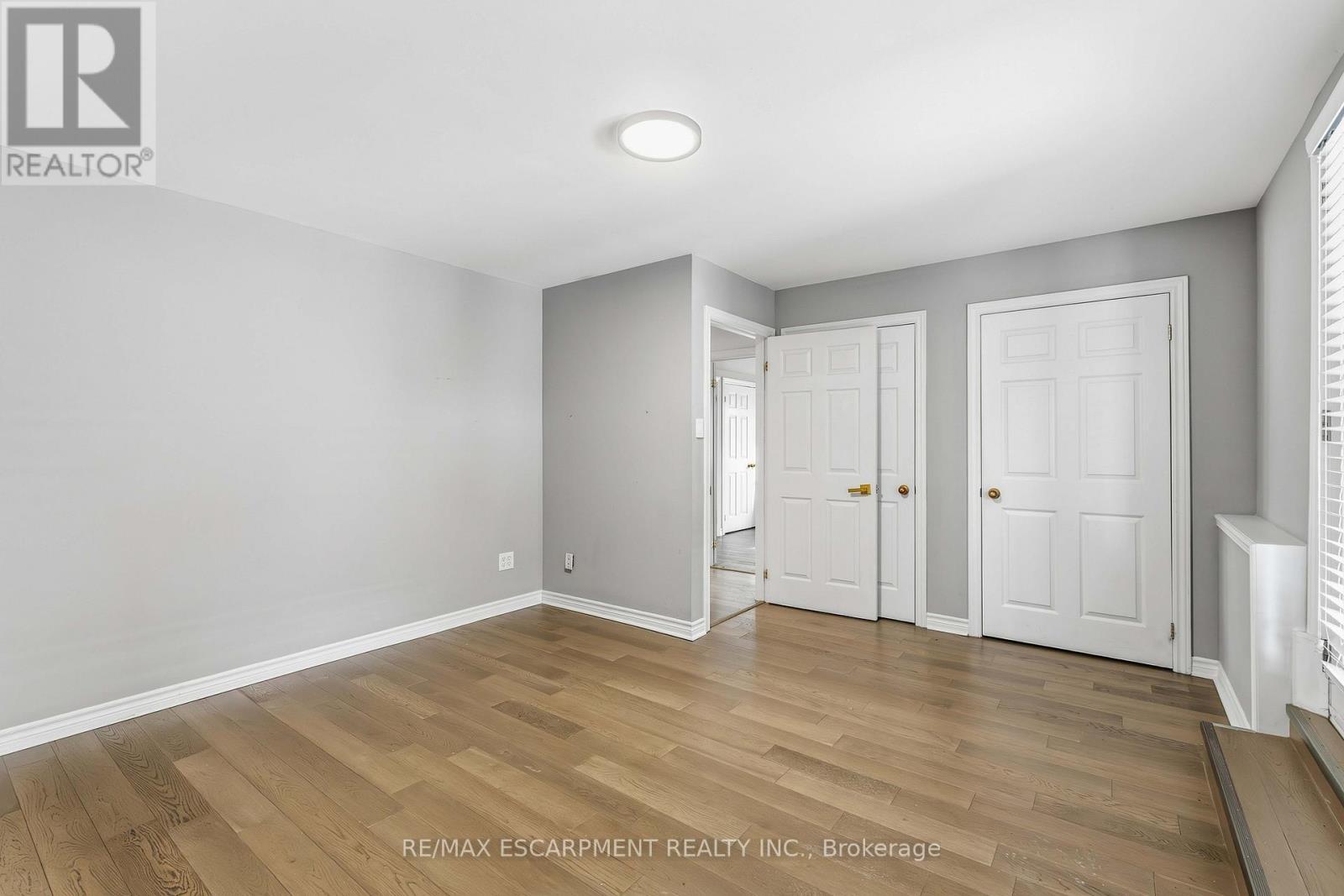 1056 Beach Boulevard, Hamilton, ON - Indoor Photo Showing Other Room